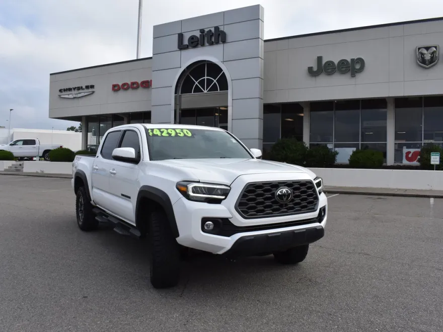 2023 Toyota Tacoma 4x4 TRD Off-Road photo 1