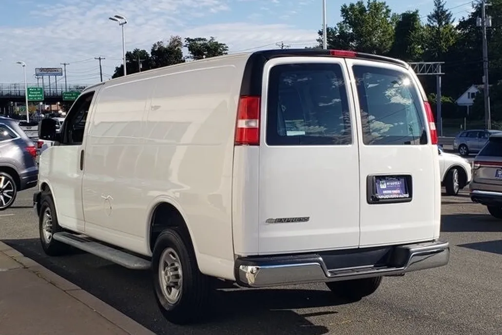 2023 Chevrolet Express 2500 Work Cargo Van photo 1