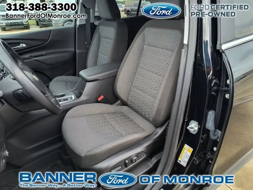 2022 Chevrolet Equinox LT photo 1