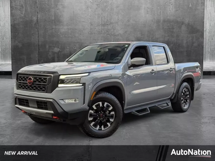 2024 Nissan Frontier PRO-X Crew Cab photo 1