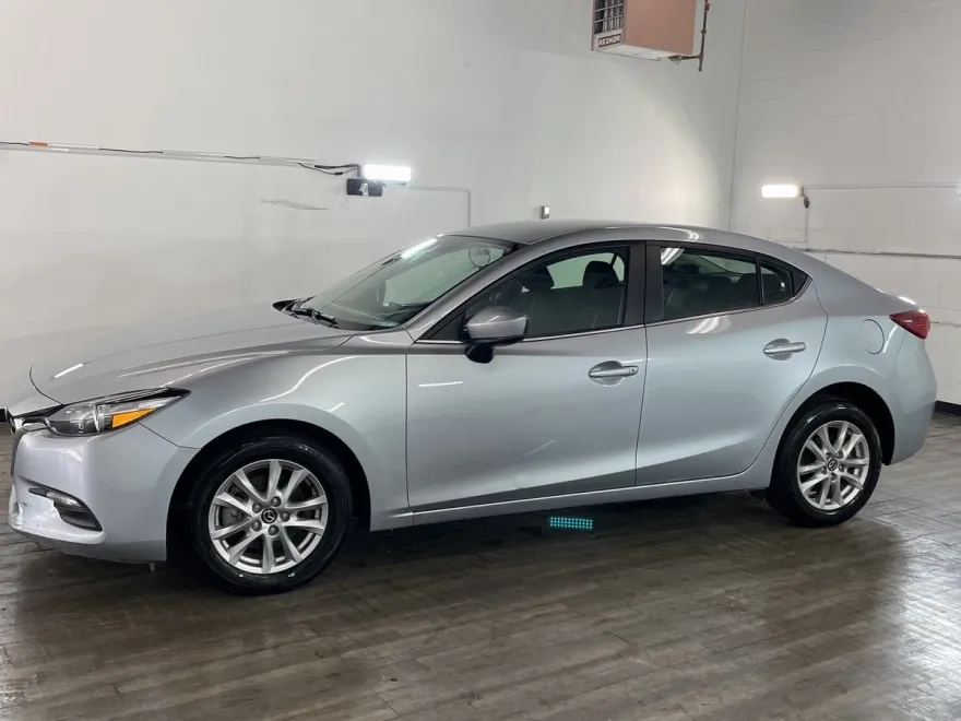 2017 Mazda Mazda3 Sport Sedan photo 1