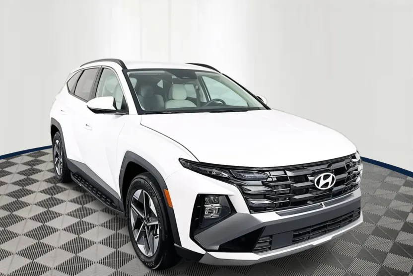 2025 Hyundai Tucson SEL photo 1