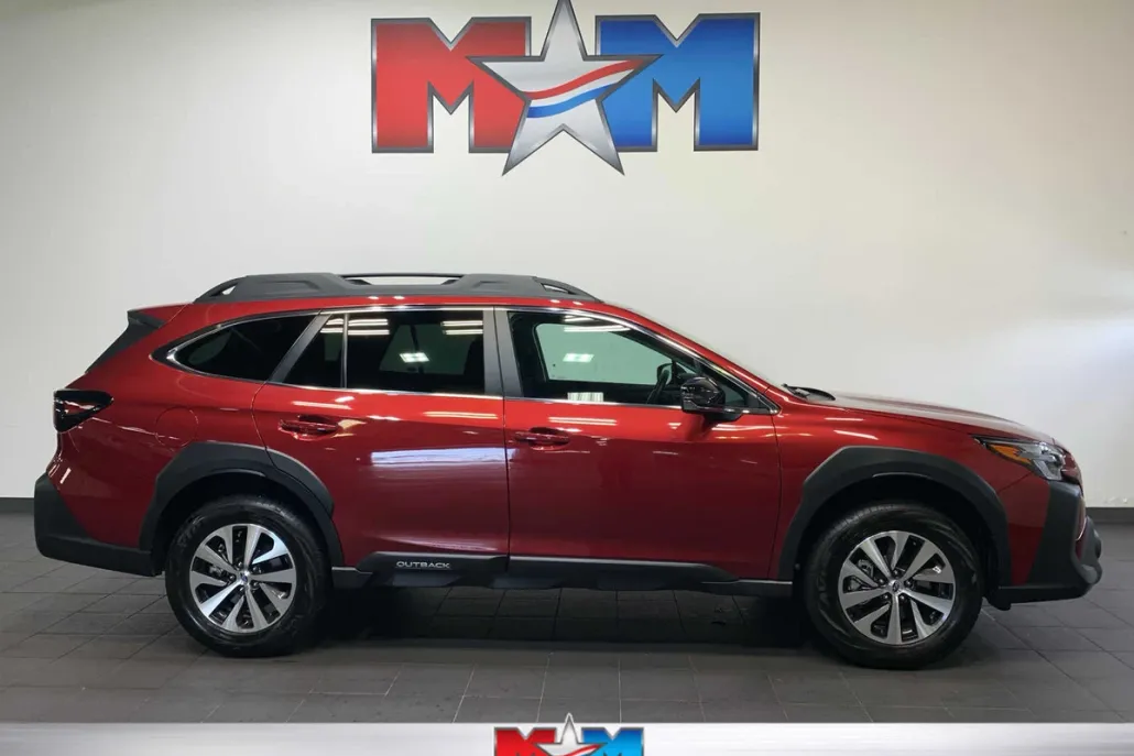 2025 Subaru Outback Premium photo 1