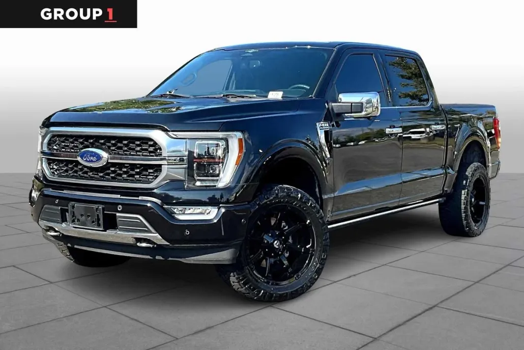 2023 Ford F-150 Platinum photo 1