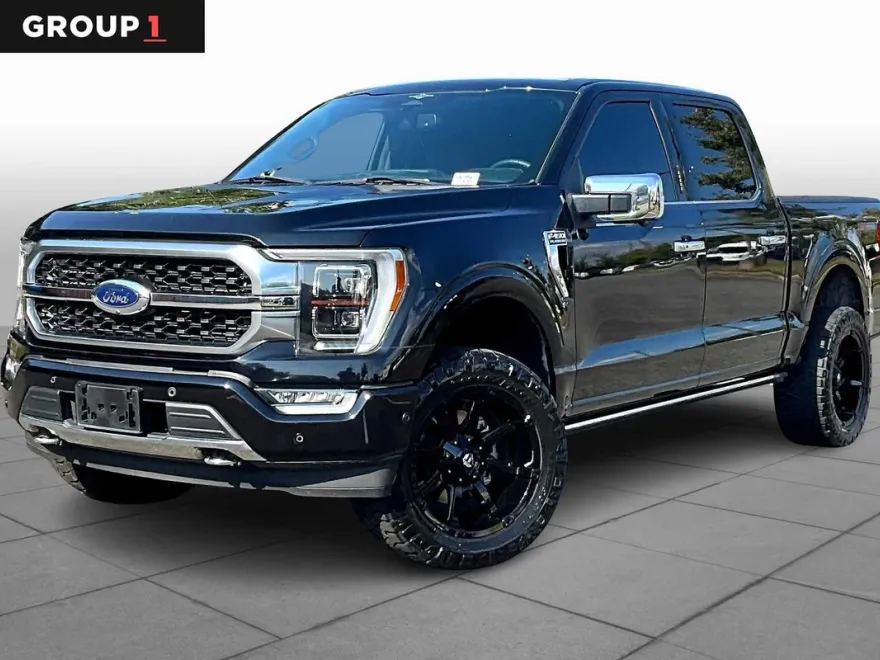 2023 Ford F-150 Platinum photo 1