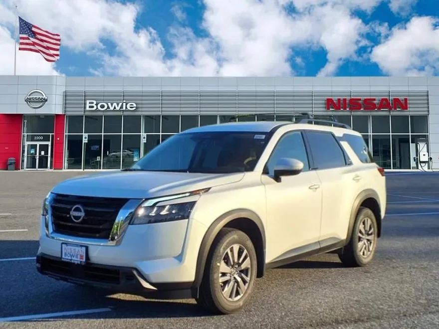 2025 Nissan Pathfinder SV photo 1