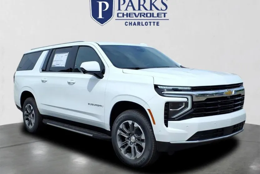 2025 Chevrolet Suburban LS photo 1