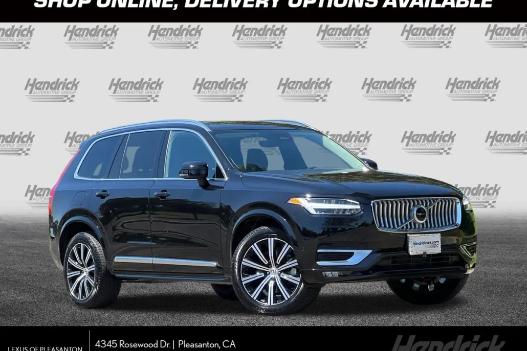 2025 Volvo XC90 Plus photo 1