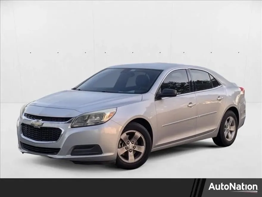 2015 Chevrolet Malibu LS photo 1
