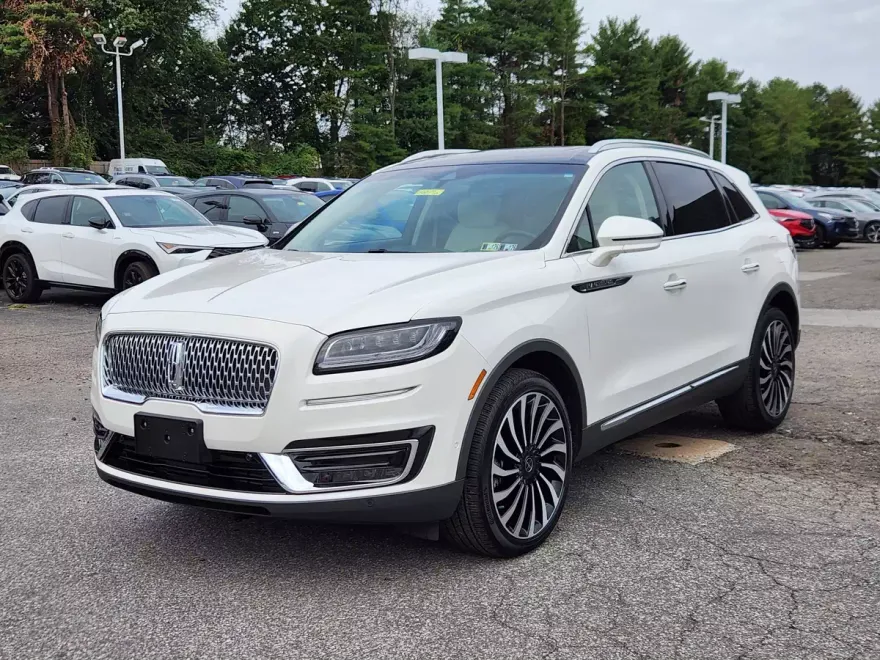 2020 Lincoln Nautilus Black Label photo 1