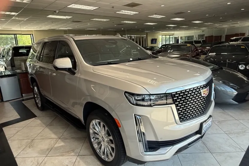 2022 Cadillac Escalade Premium Luxury photo 1