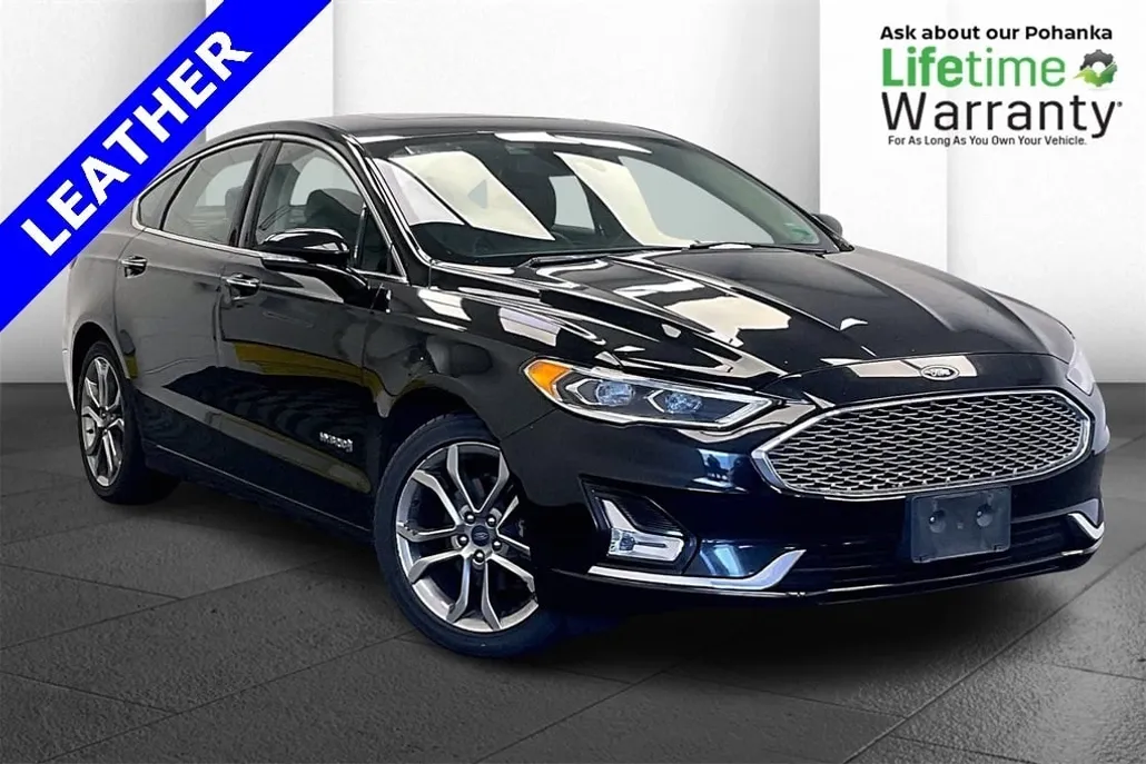2019 Ford Fusion Hybrid Titanium photo 1