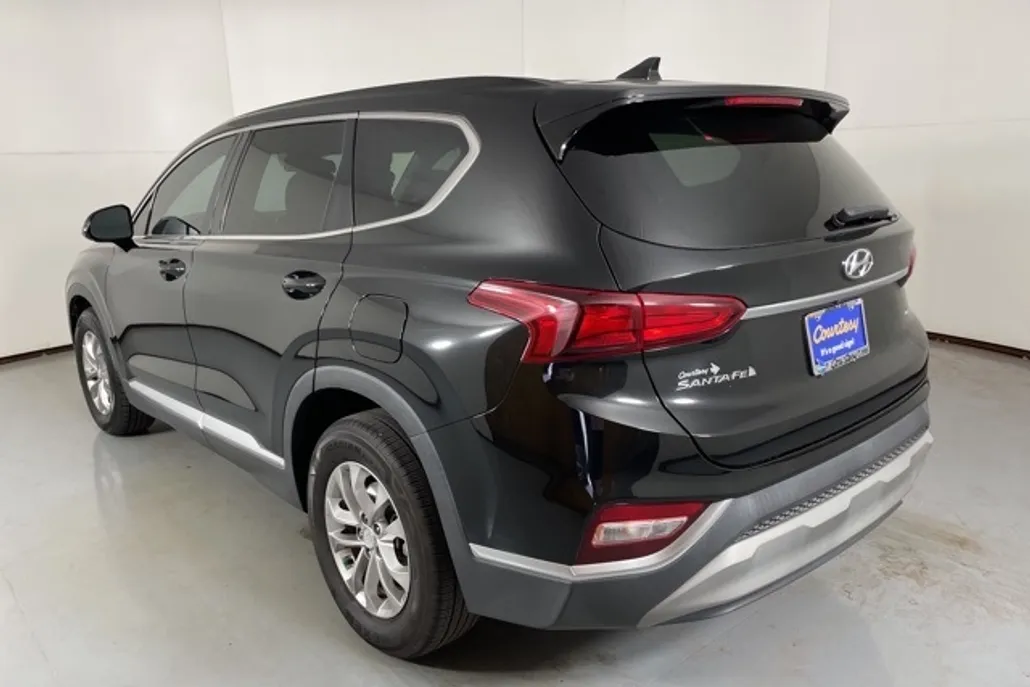 2020 Hyundai Santa Fe SEL photo 1
