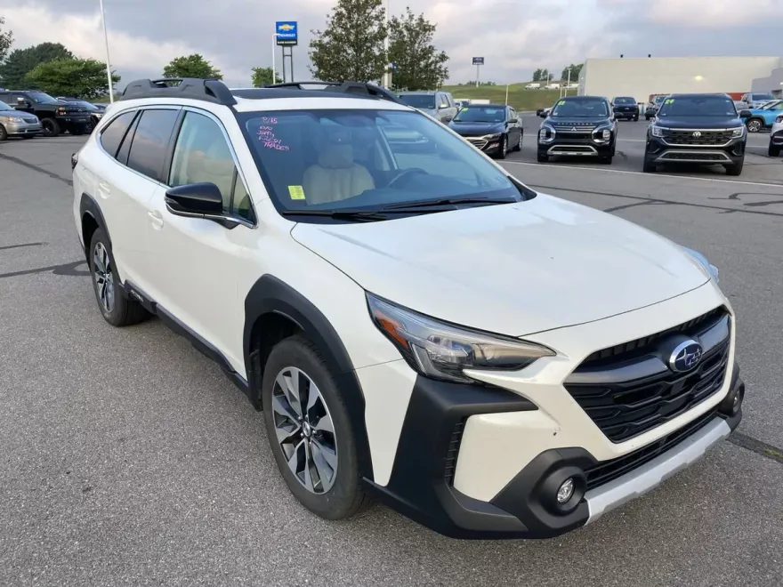 2024 Subaru Outback Limited photo 1