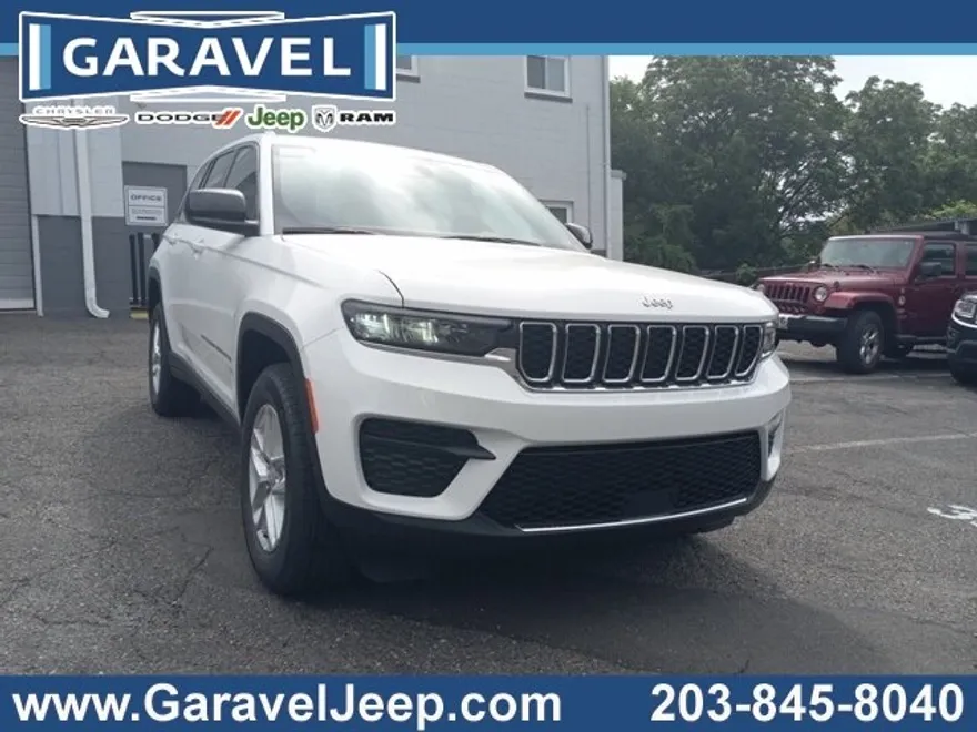 2025 Jeep Grand Cherokee Laredo X photo 1