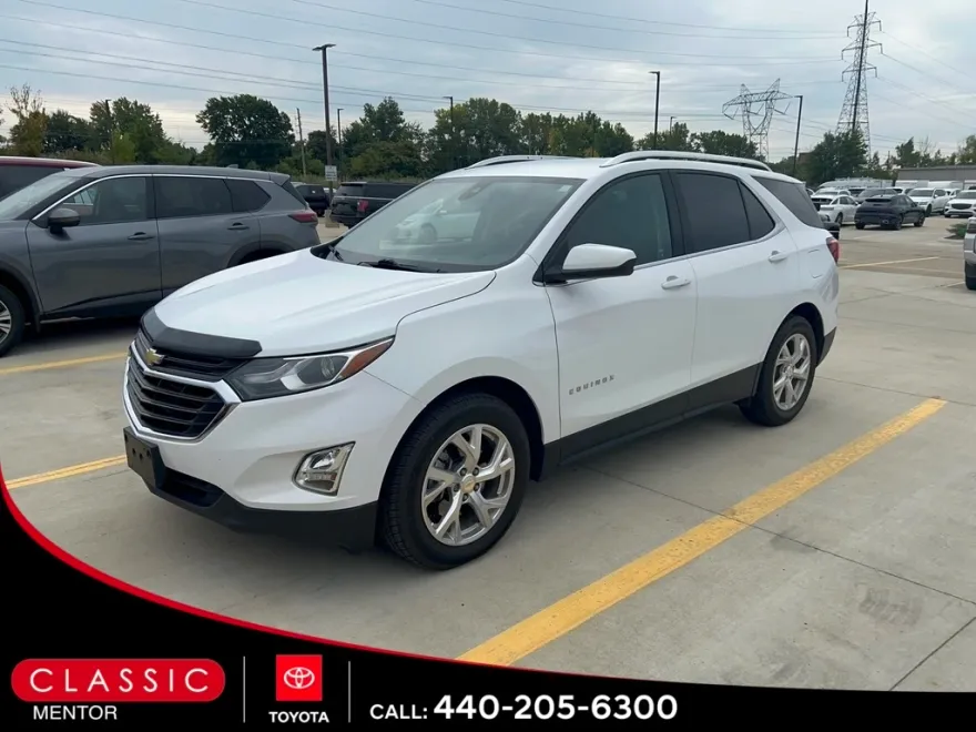 2020 Chevrolet Equinox LT photo 1