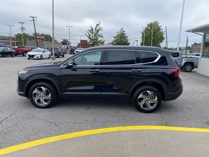 2023 Hyundai Santa Fe SEL photo 1
