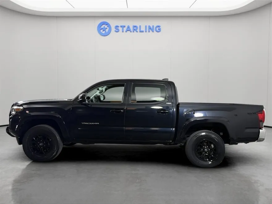 2020 Toyota Tacoma SR5 photo 1