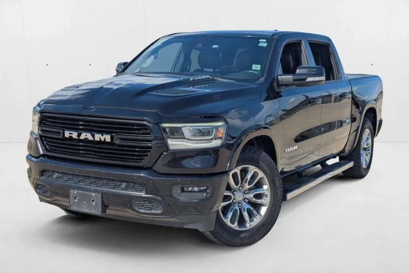 2022 Ram 1500 Laramie photo 1