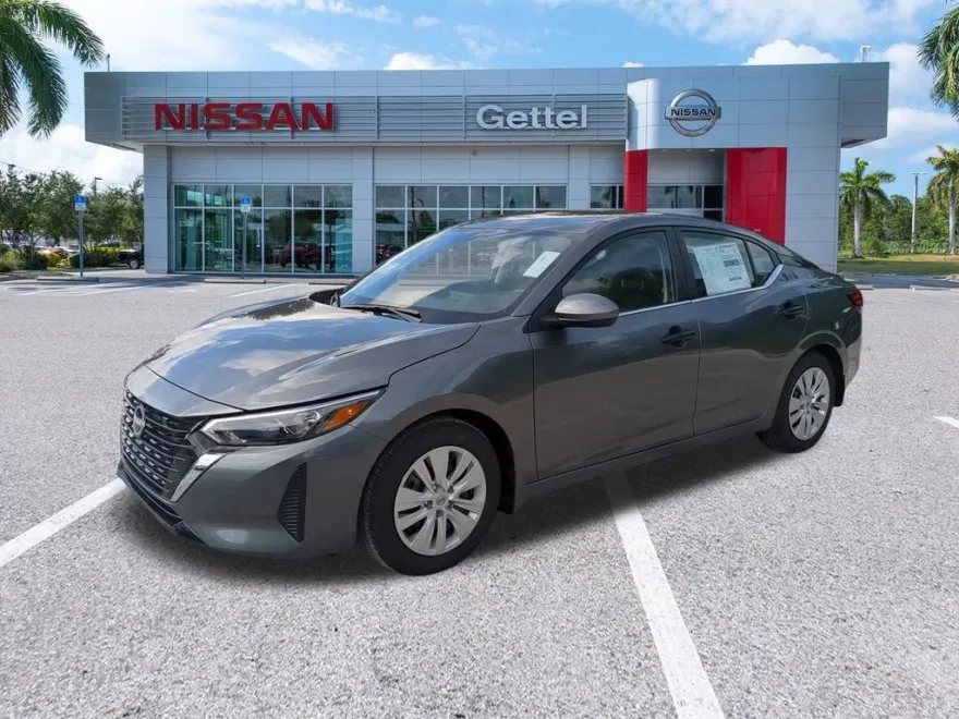 2025 Nissan Sentra S photo 1