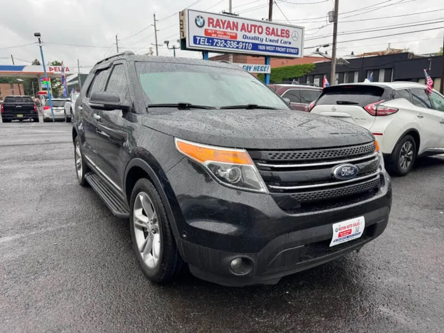 2015 Ford Explorer Limited photo 1