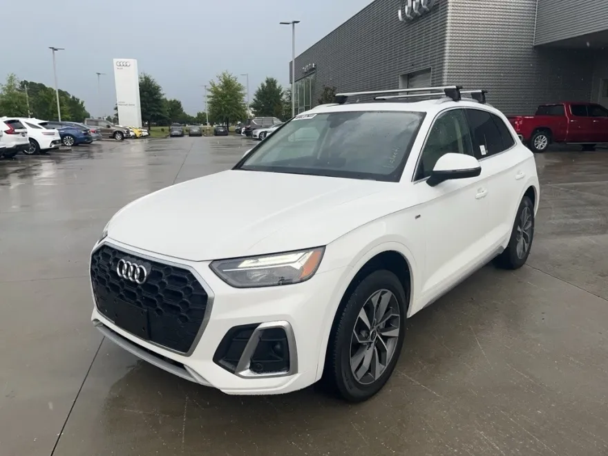 2023 Audi Q5 45 S line Premium photo 1