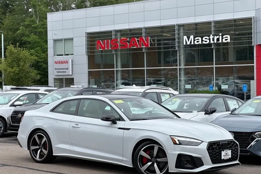 2022 Audi A5 45 S line Prestige Quattro photo 1