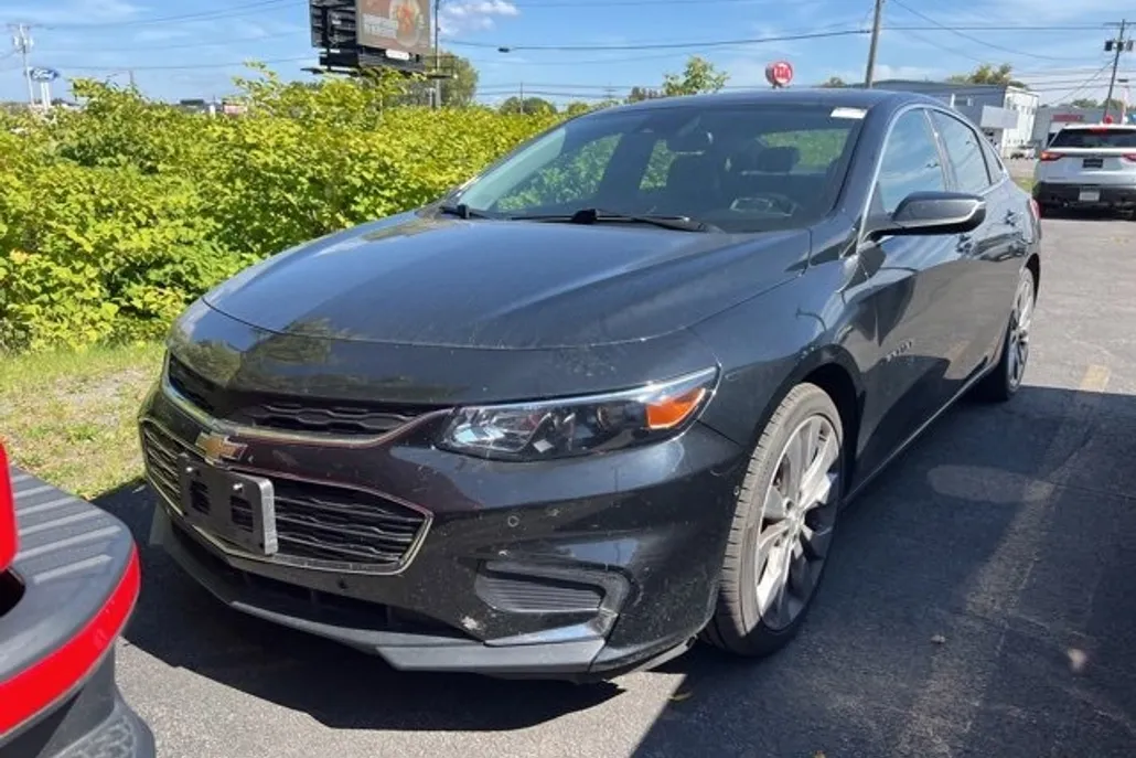 2018 Chevrolet Malibu Premier photo 1