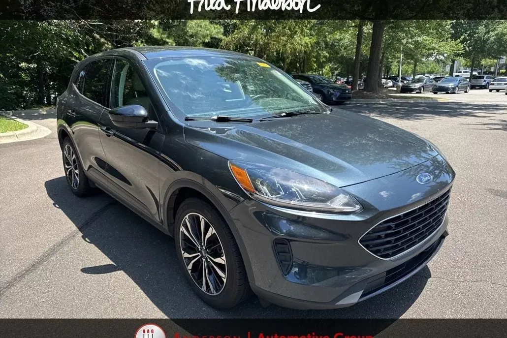 2022 Ford Escape SE photo 1