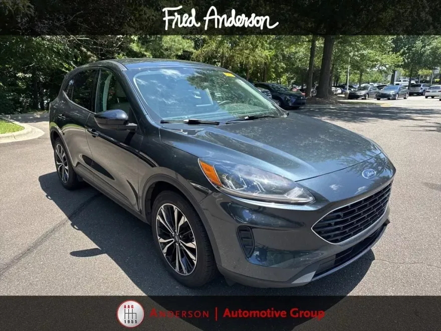 2022 Ford Escape SE photo 1