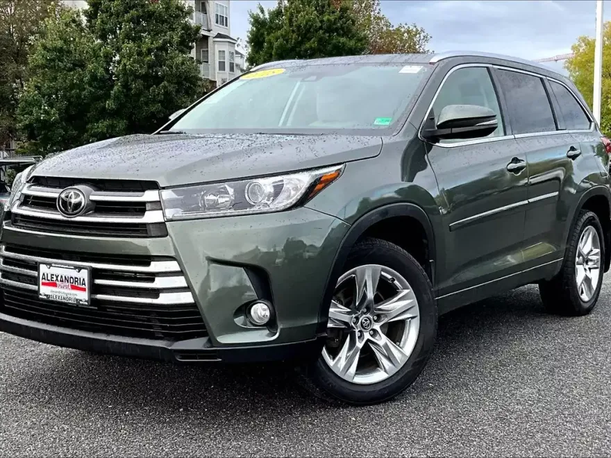 2018 Toyota Highlander Limited photo 1