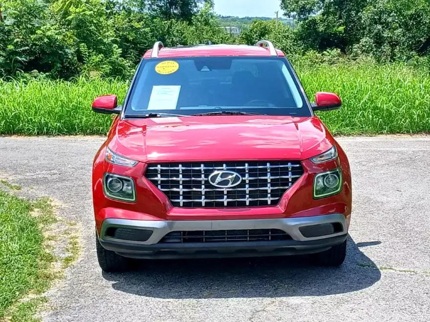 2022 Hyundai Venue SEL Limited photo 1