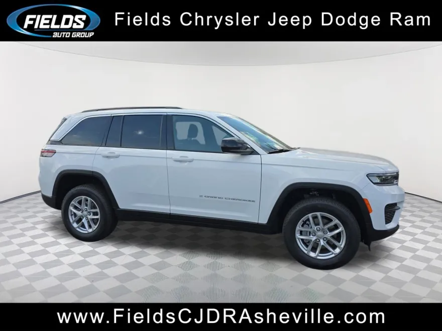 2025 Jeep Grand Cherokee Laredo X photo 1