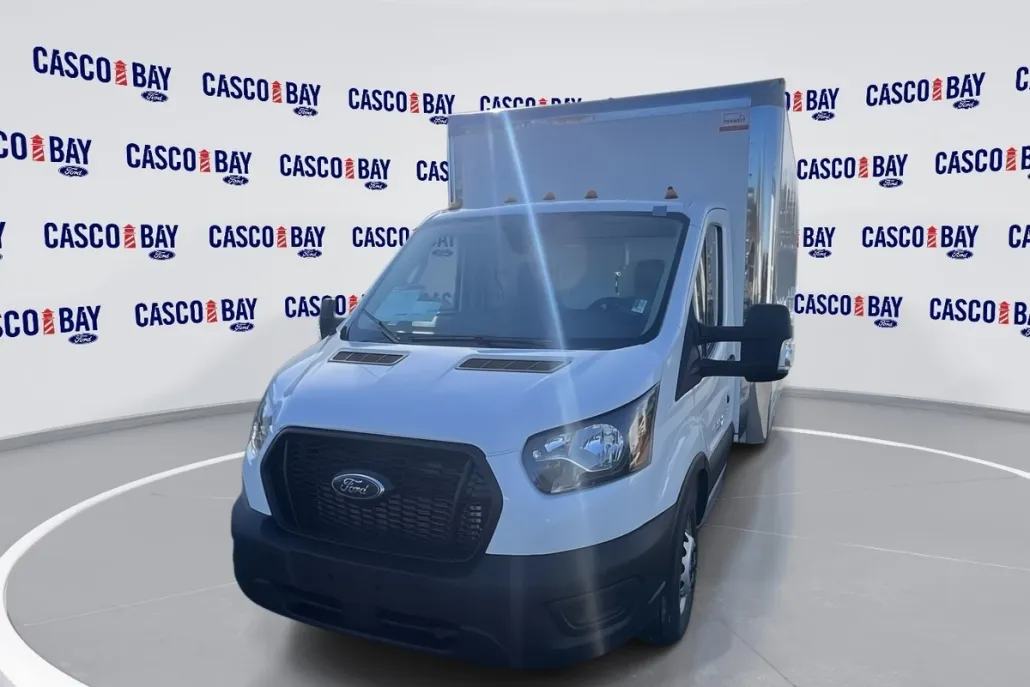 2023 Ford Transit Chassis Cutaway photo 1