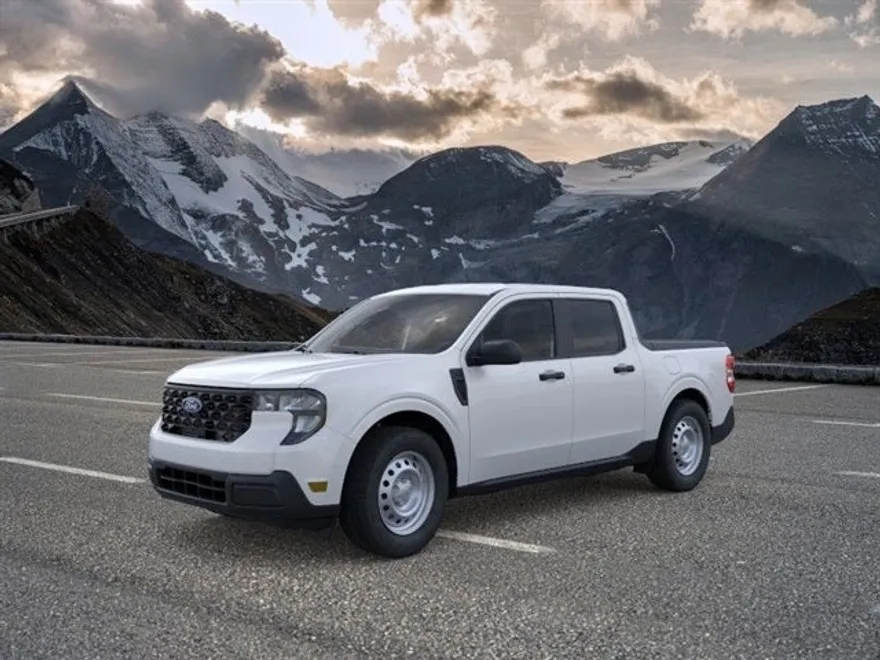 2025 Ford Maverick XL photo 1