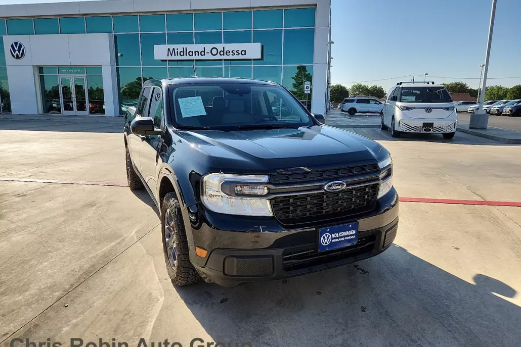 2024 Ford Maverick XLT photo 1