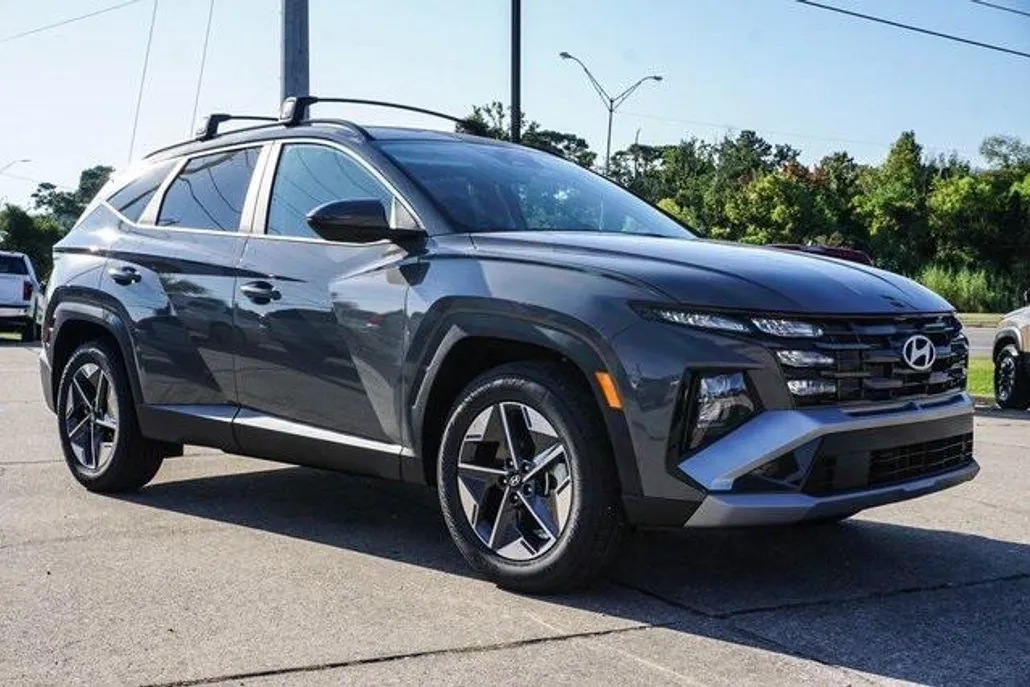 2026 Hyundai Tucson SEL photo 1