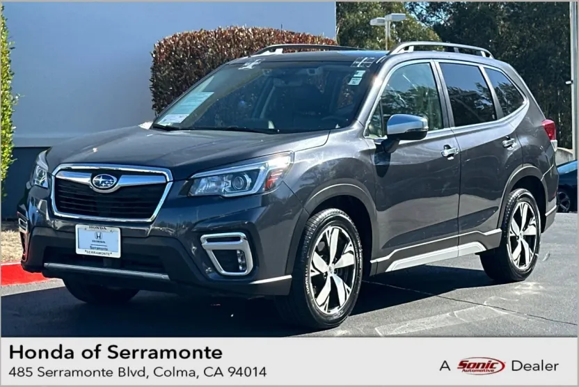 2019 Subaru Forester Touring photo 1
