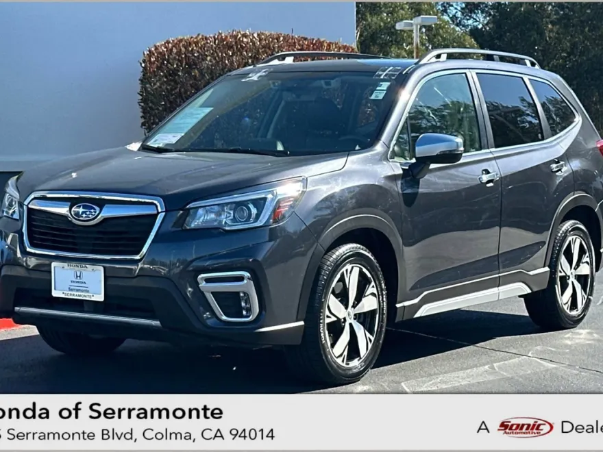 2019 Subaru Forester Touring photo 1