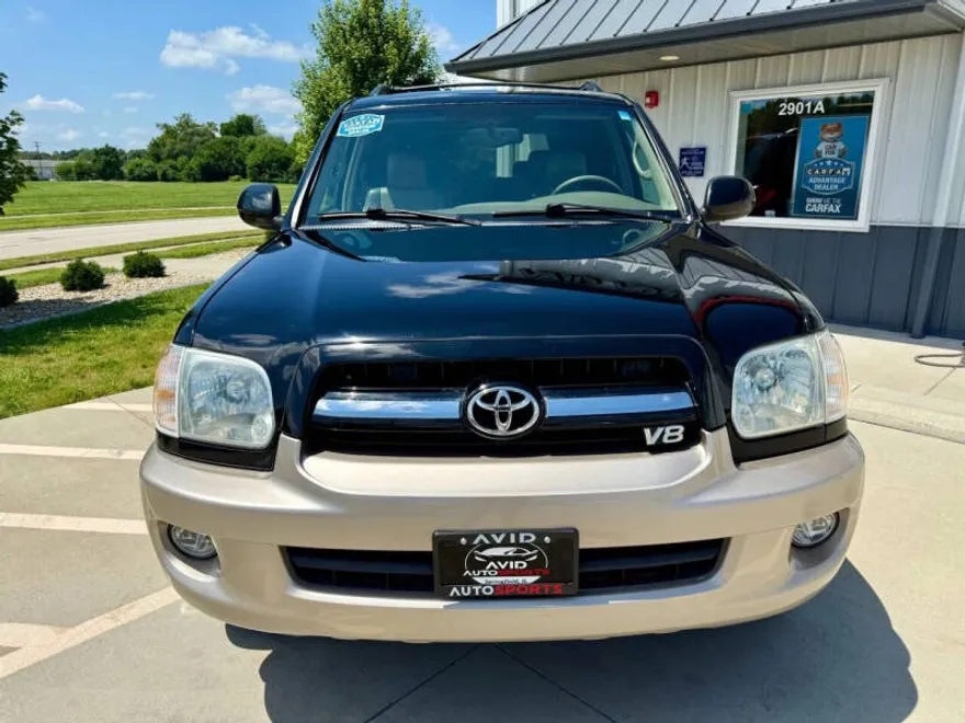 2006 Toyota Sequoia Limited photo 1