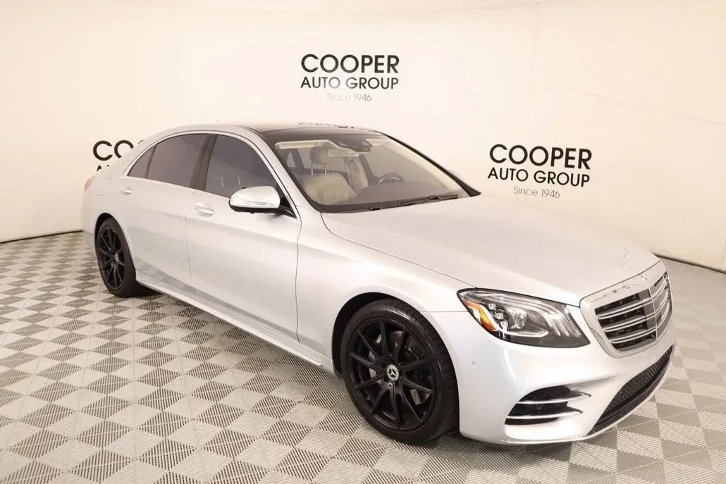 2019 Mercedes Benz S 560 photo 1