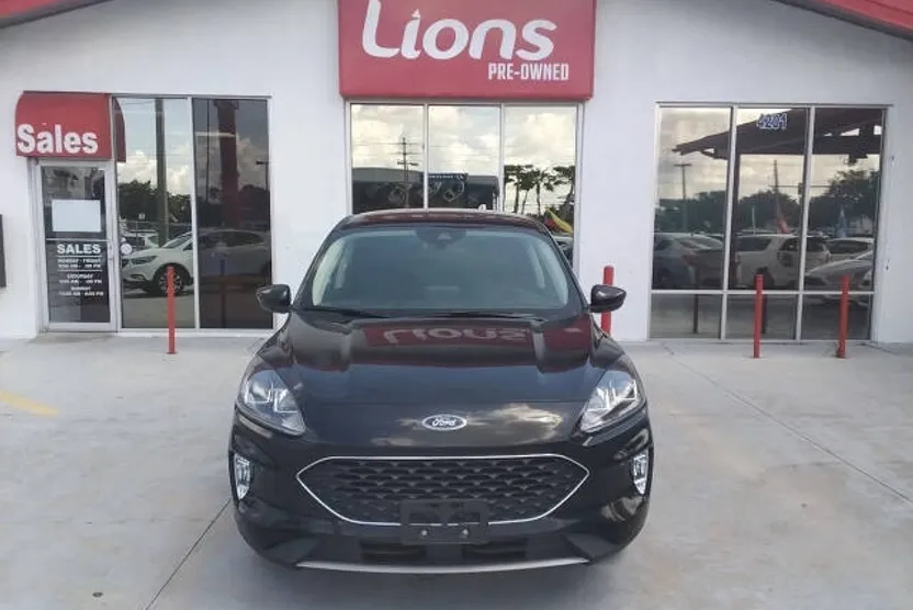 2022 Ford Escape SEL photo 1