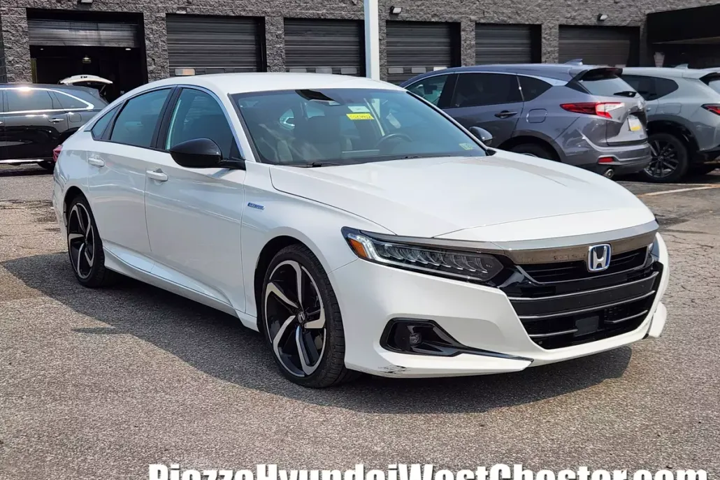2022 Honda Accord Hybrid Sport photo 1