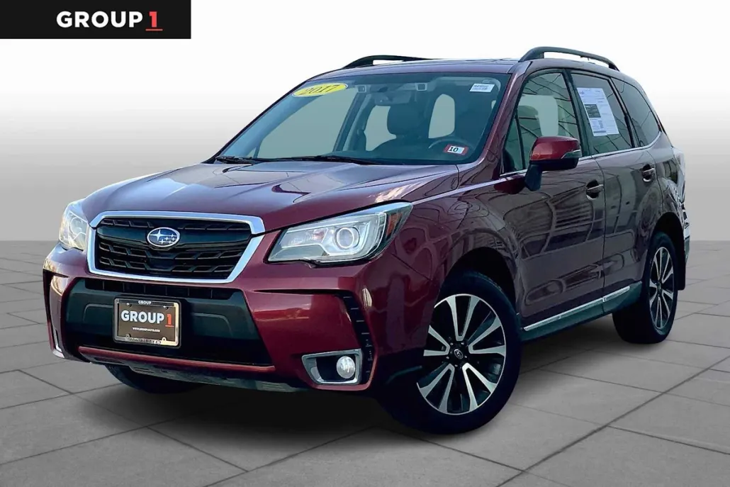 2017 Subaru Forester Touring 2.0XT photo 1