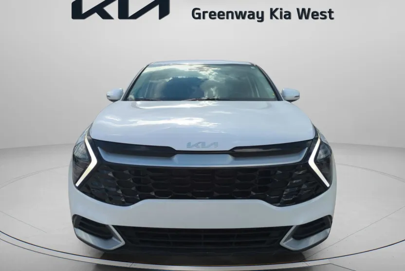2024 Kia Sportage EX photo 1
