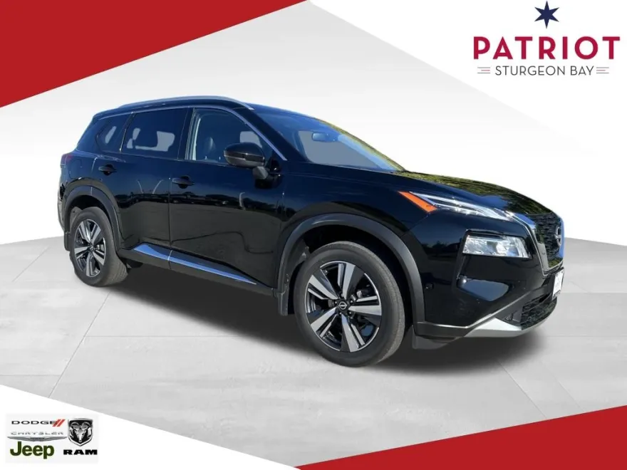 2022 Nissan Rogue Platinum photo 1