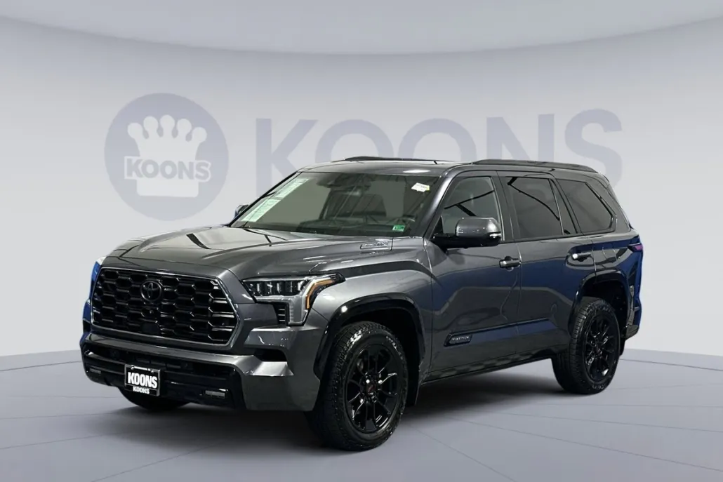 2024 Toyota Sequoia photo 1