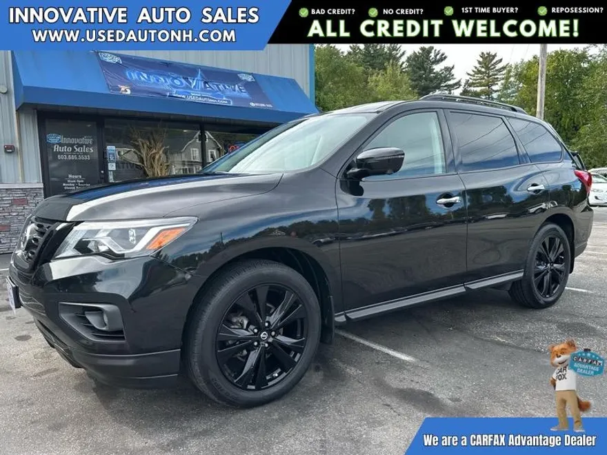 2018 Nissan Pathfinder SL photo 1