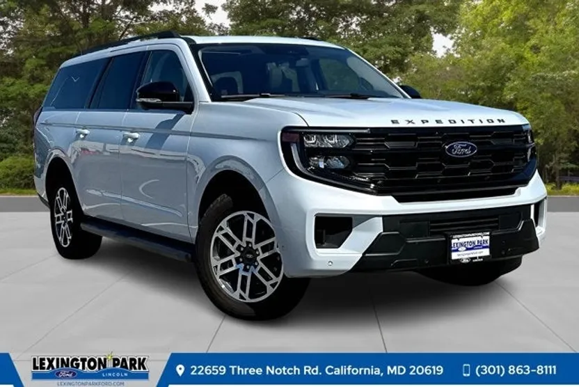 2025 Ford Expedition MAX photo 1