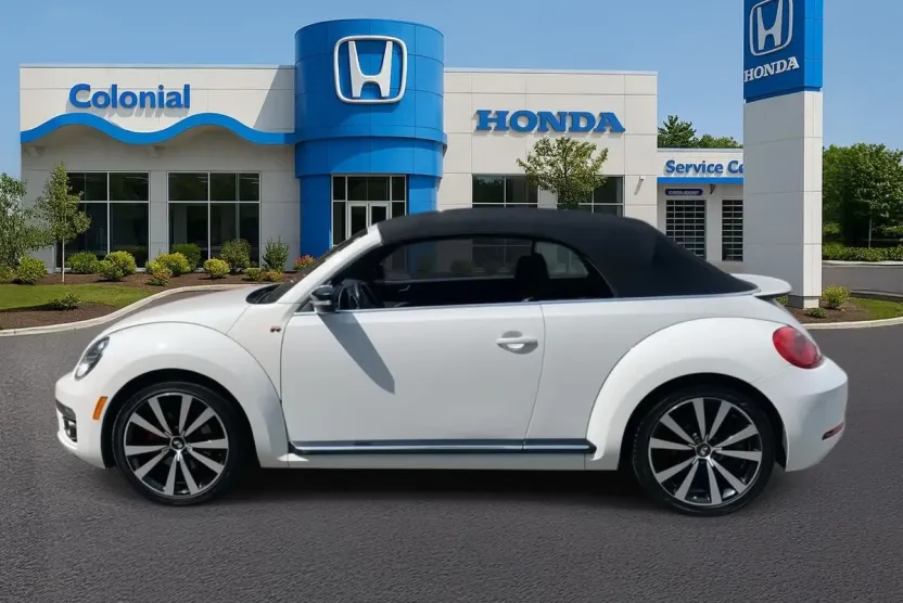 2013 Volkswagen Beetle photo 1